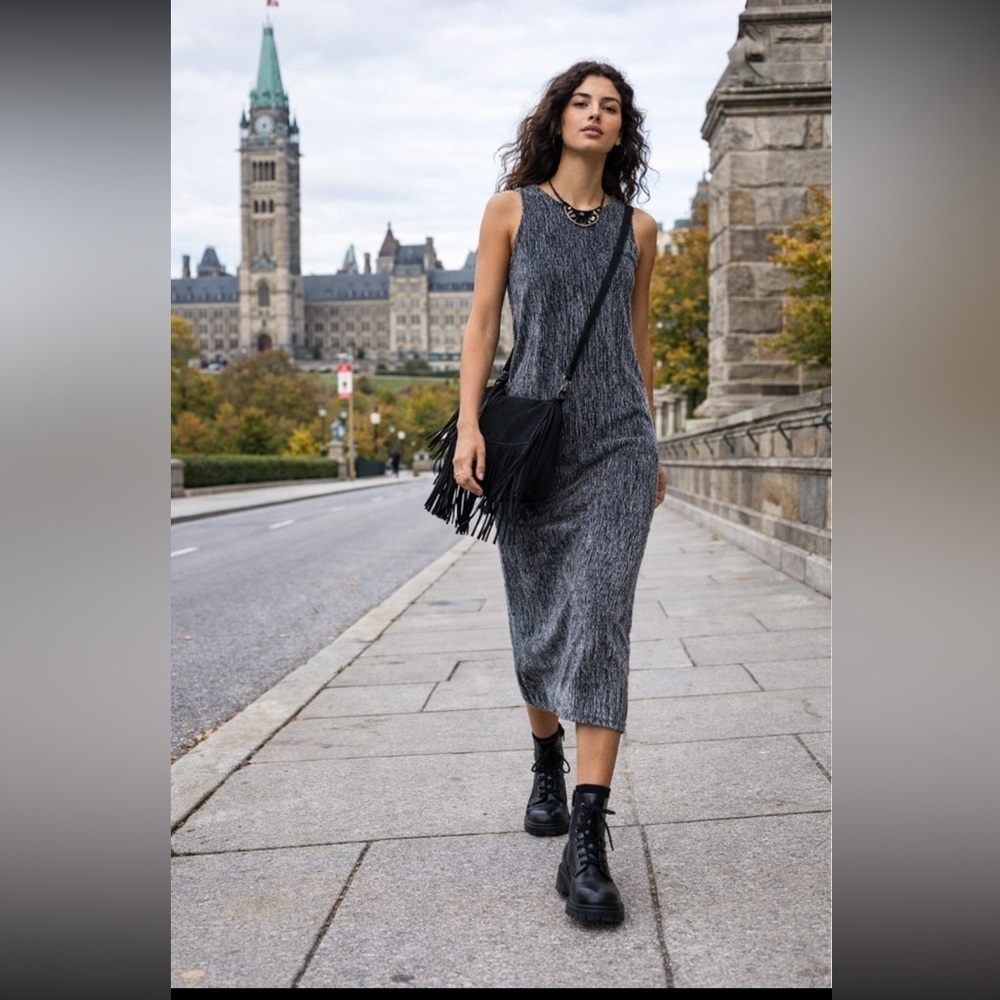 ANTHROPOLOGIE NWT Maeve Crinkled Velvet Gray Twist-Back Dress Size XS.